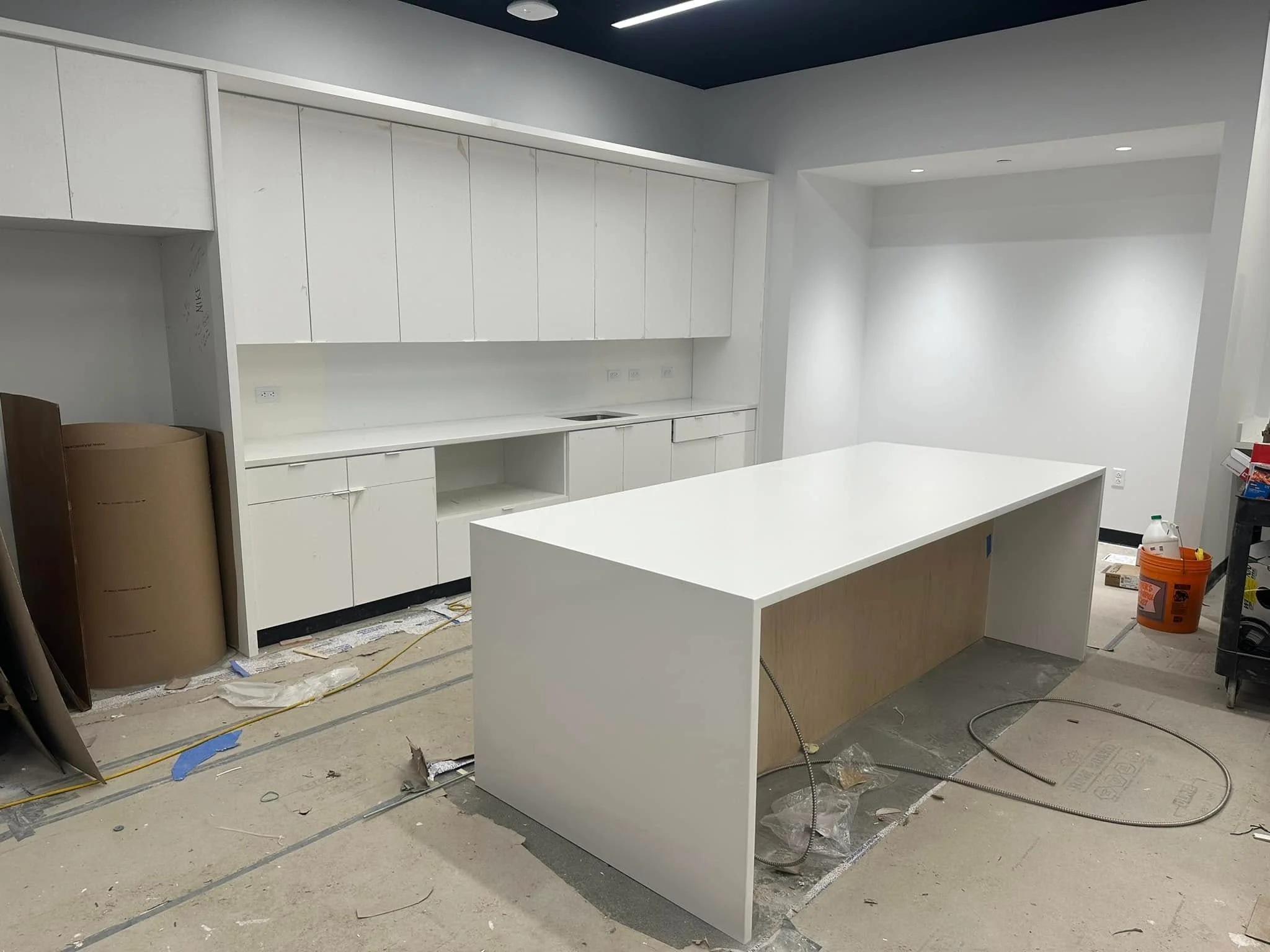 Waterfall Quartz Bar